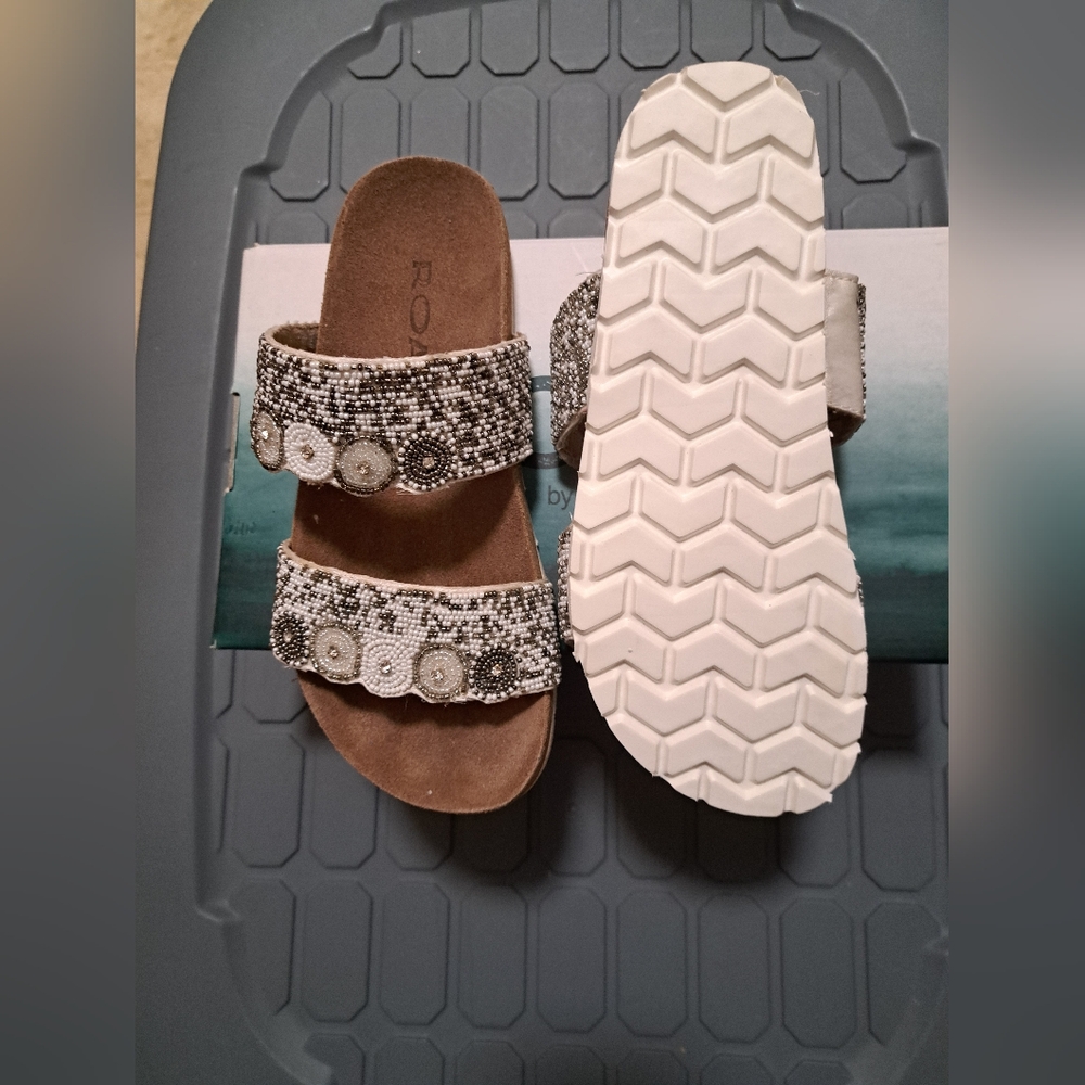 ROAN SLIDE jury white MULTI BEAD sandals BRAND NEW Size 8 SO PRETTY - Picture 6 of 7